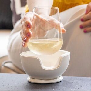 VoChill Quartz Wine Chiller - White 
stemless wine chiller